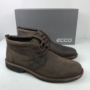 Ecco Chukka Waterproof Ankle Boots